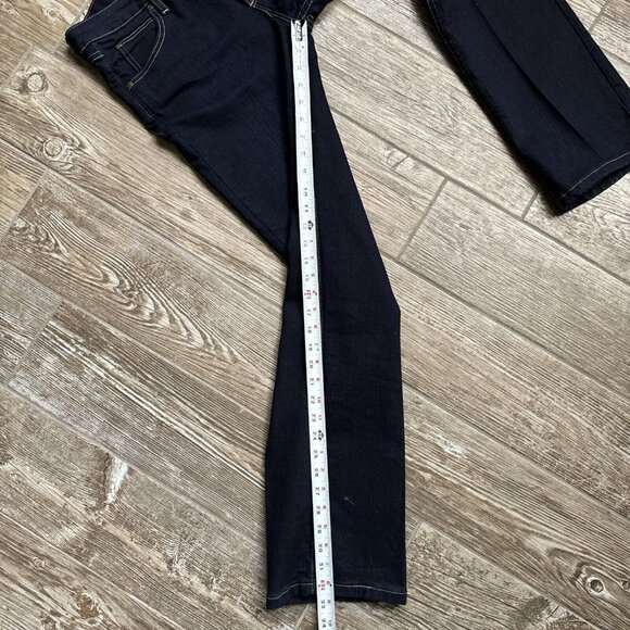 2/$18 SALE! Wrangler Jeans Womens 8 Blues Dark‎ Button Flap Pockets Cowboy Core - Picture 9 of 12